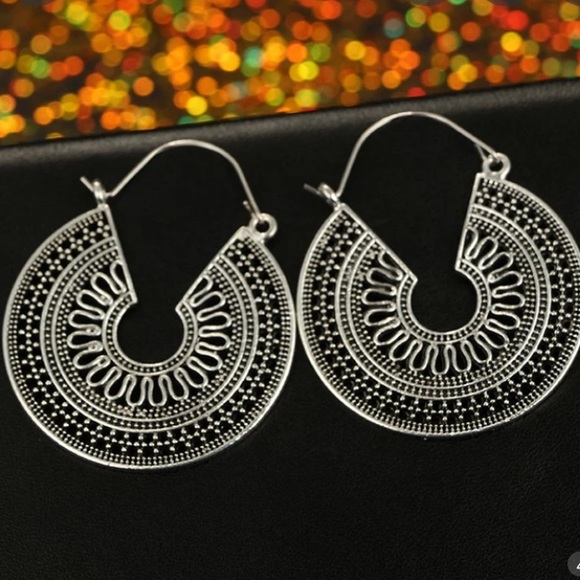 Silver Filagree Metal Hoop Earrings - Picture 2 of 5